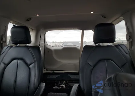 2019 Chrysler Pacifica Touring L z USA, uszkodzony, nr VIN 2C4RC1BG7KR539447